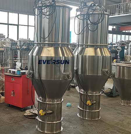 Máy cho ăn chân không